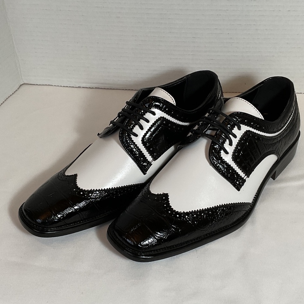 Bolano Black and White Men's Wingtip Oxford Shoes - Picture 6 of 6